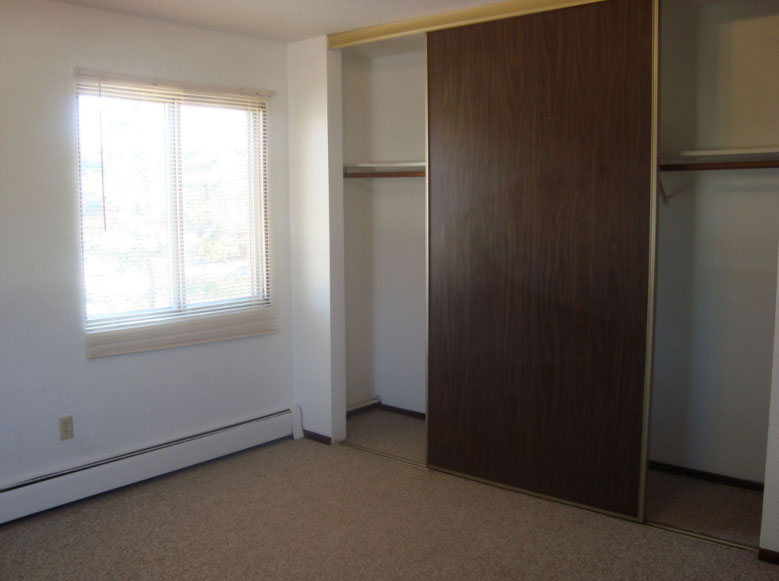 Ridgewood Apartments